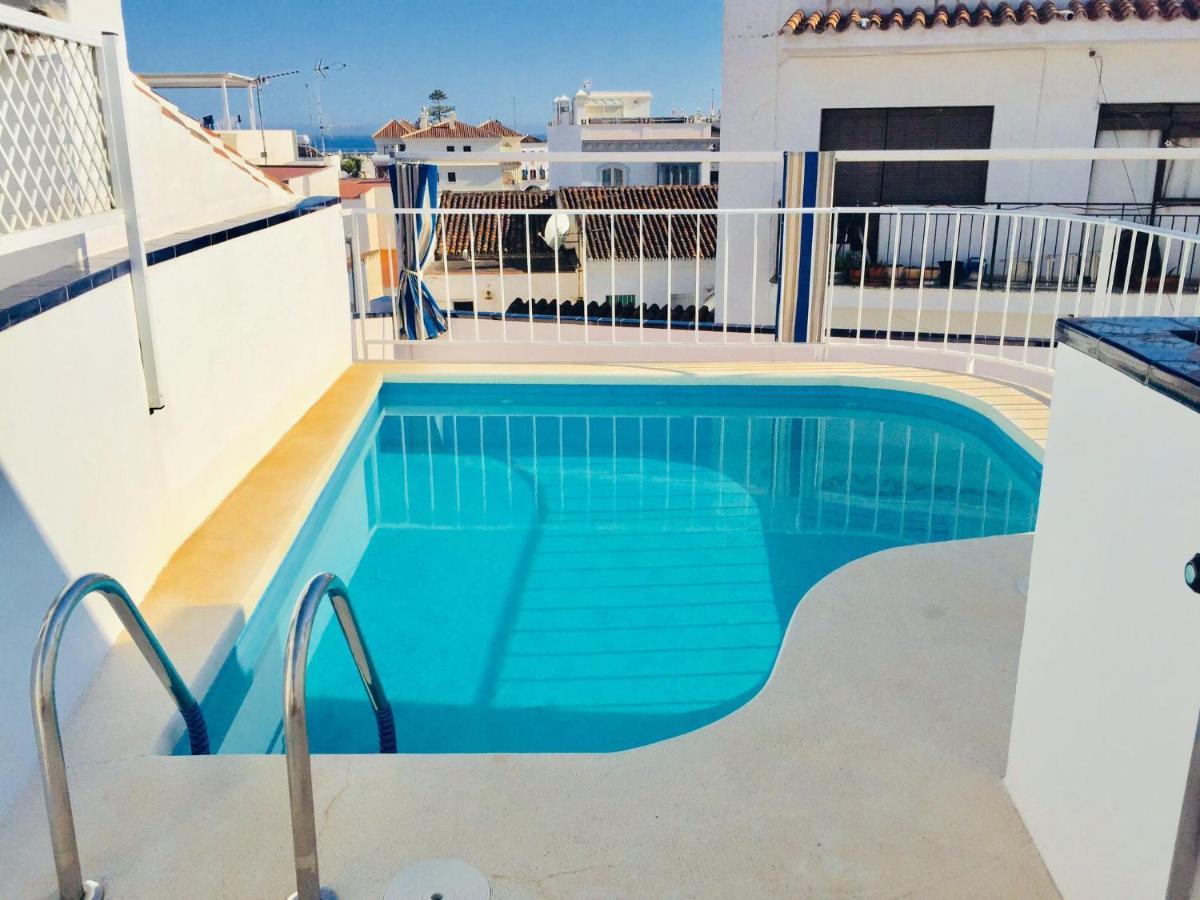 Apartamentos Alan Nerja Εξωτερικό φωτογραφία