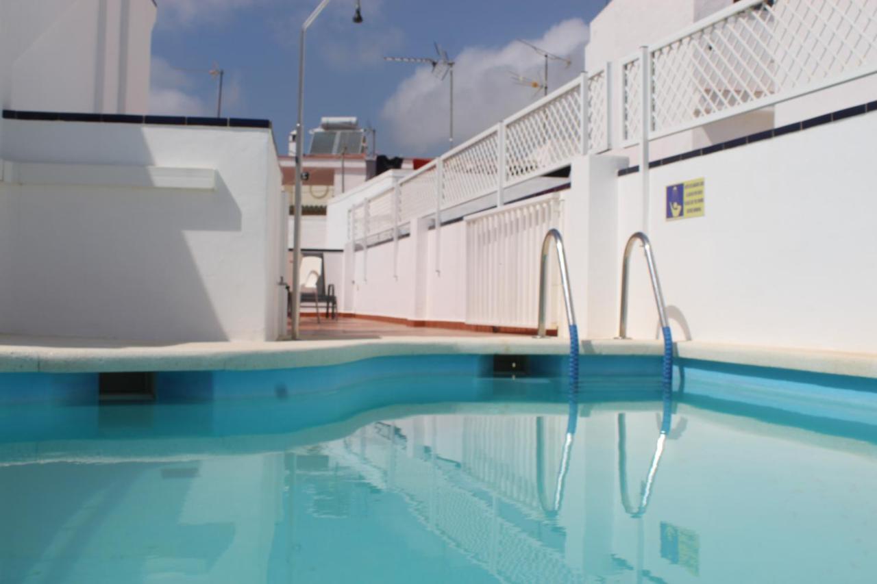 Apartamentos Alan Nerja Εξωτερικό φωτογραφία
