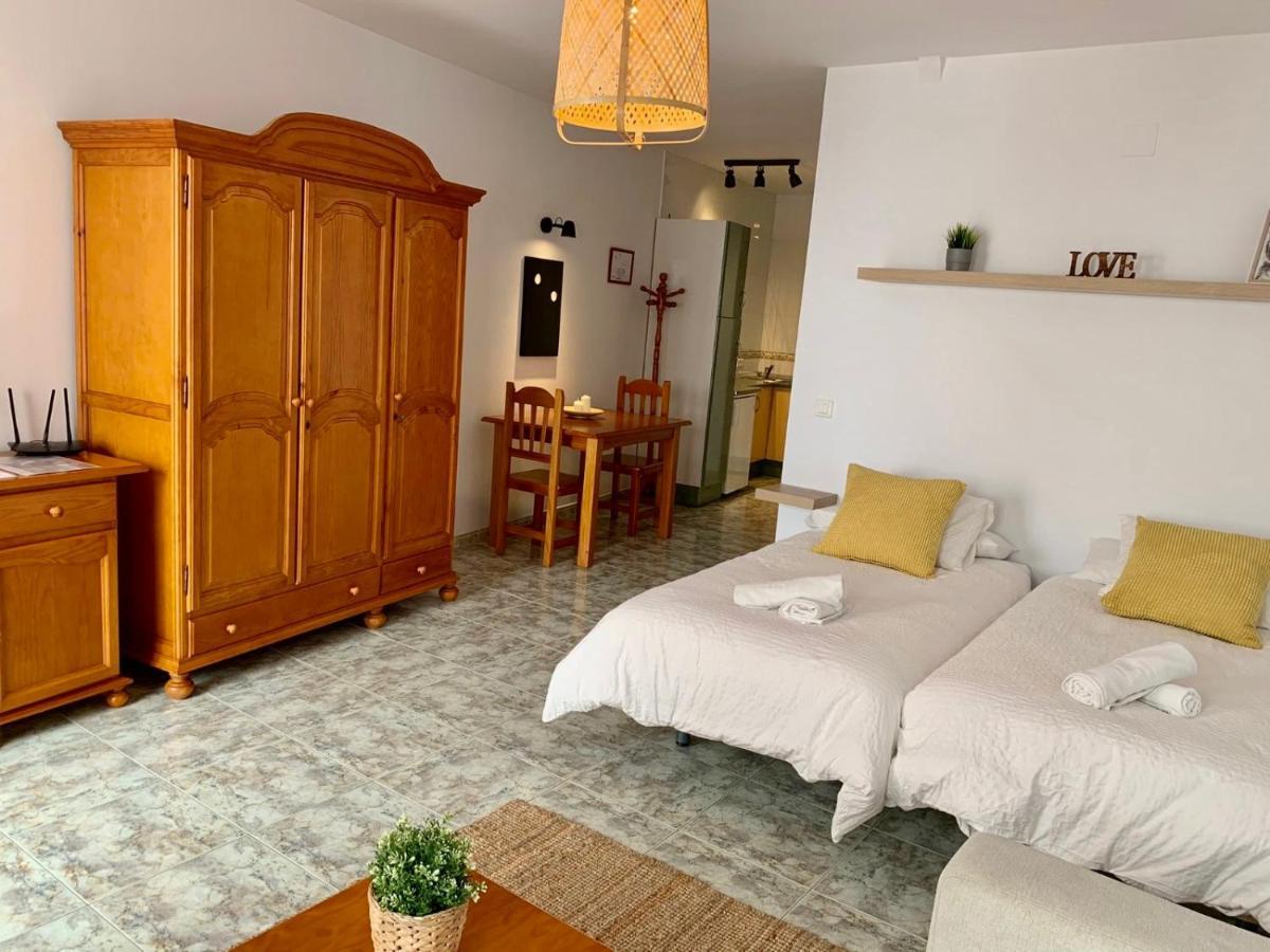 Apartamentos Alan Nerja Εξωτερικό φωτογραφία