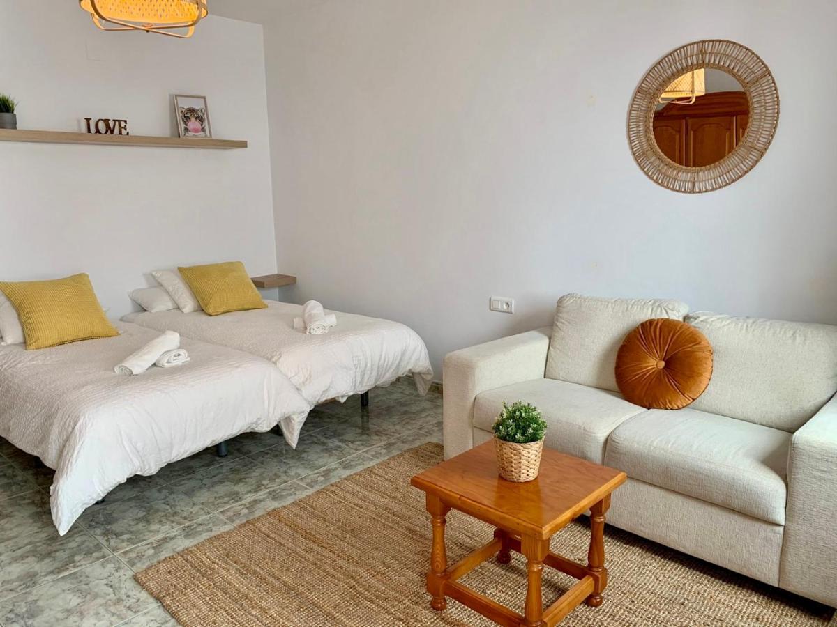 Apartamentos Alan Nerja Εξωτερικό φωτογραφία