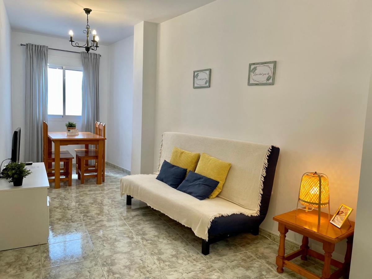Apartamentos Alan Nerja Εξωτερικό φωτογραφία