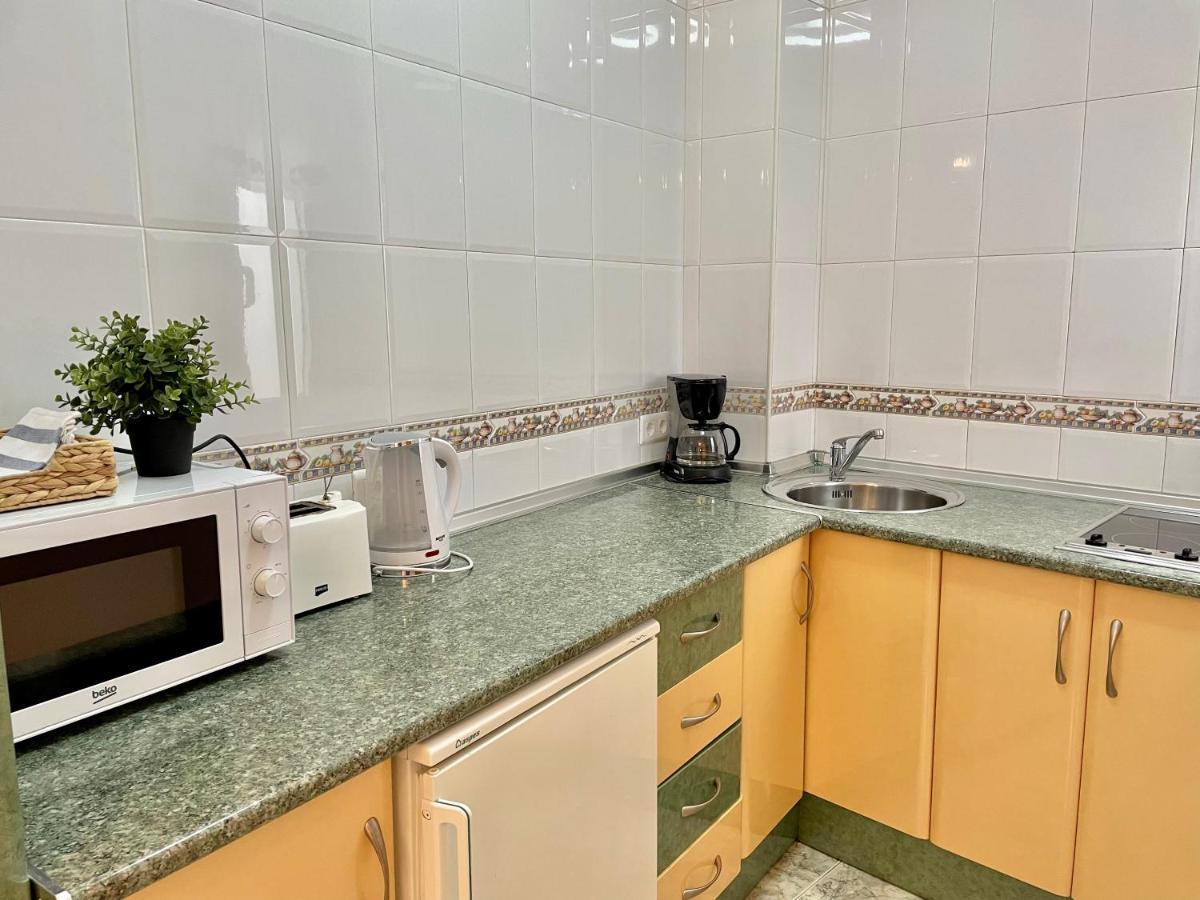 Apartamentos Alan Nerja Εξωτερικό φωτογραφία