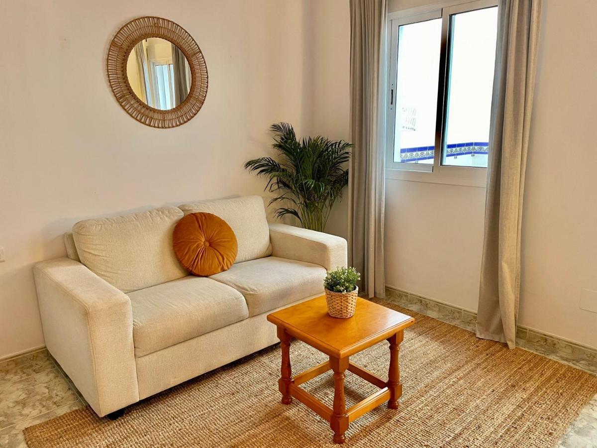 Apartamentos Alan Nerja Εξωτερικό φωτογραφία