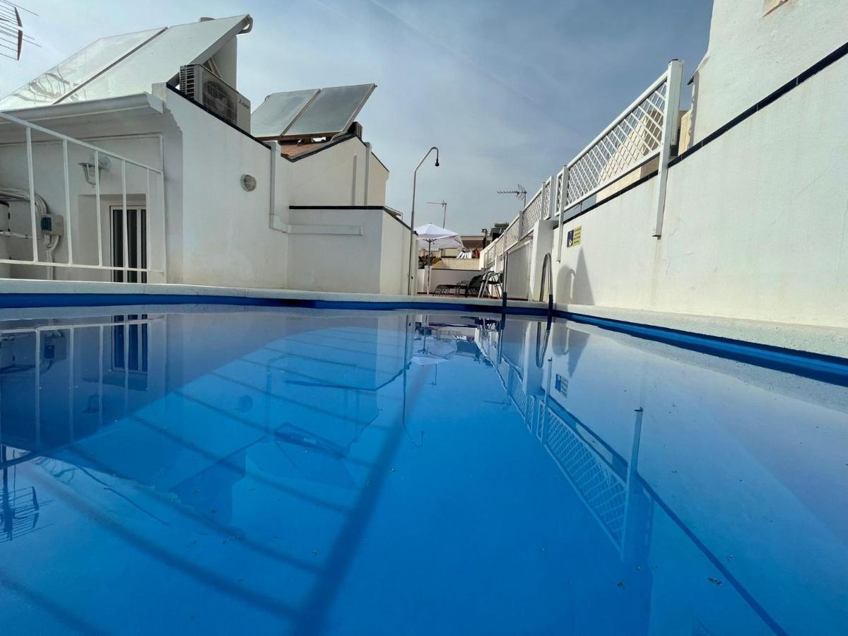 Apartamentos Alan Nerja Εξωτερικό φωτογραφία