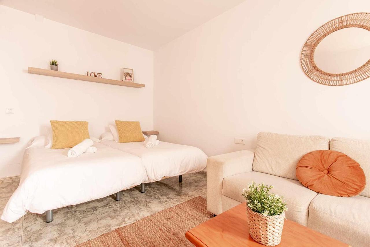 Apartamentos Alan Nerja Εξωτερικό φωτογραφία