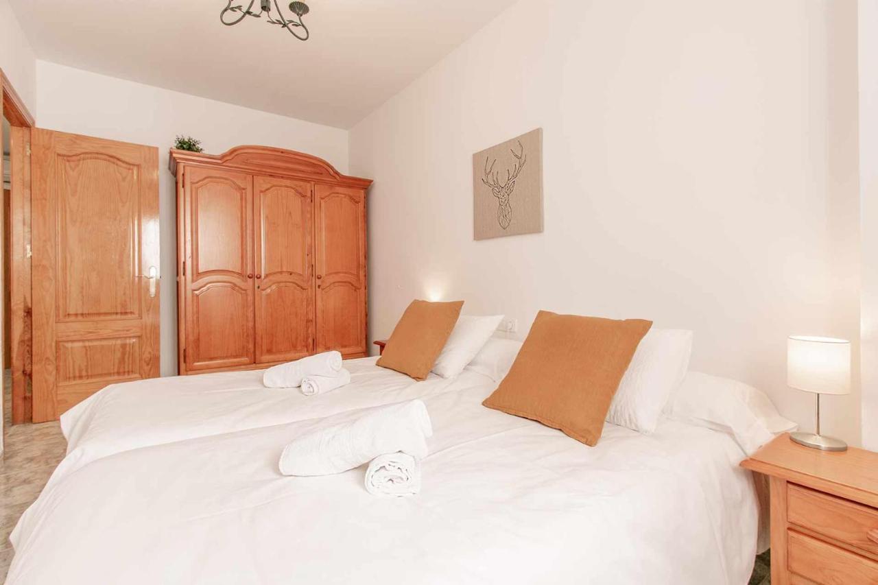 Apartamentos Alan Nerja Εξωτερικό φωτογραφία