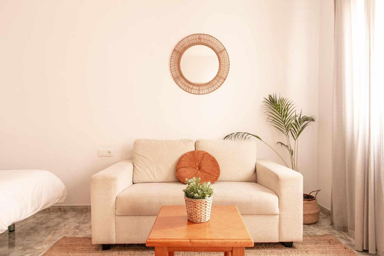 Apartamentos Alan Nerja Εξωτερικό φωτογραφία