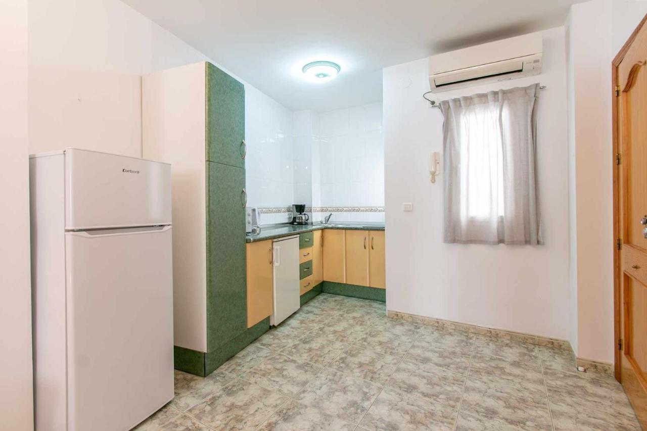 Apartamentos Alan Nerja Εξωτερικό φωτογραφία