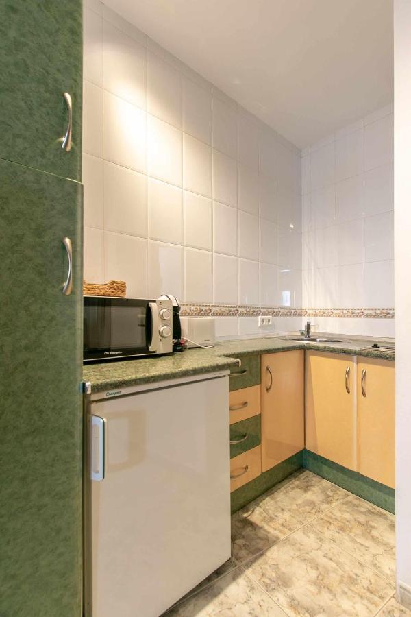Apartamentos Alan Nerja Εξωτερικό φωτογραφία