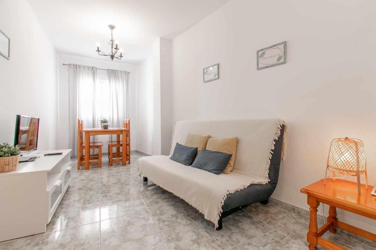 Apartamentos Alan Nerja Εξωτερικό φωτογραφία